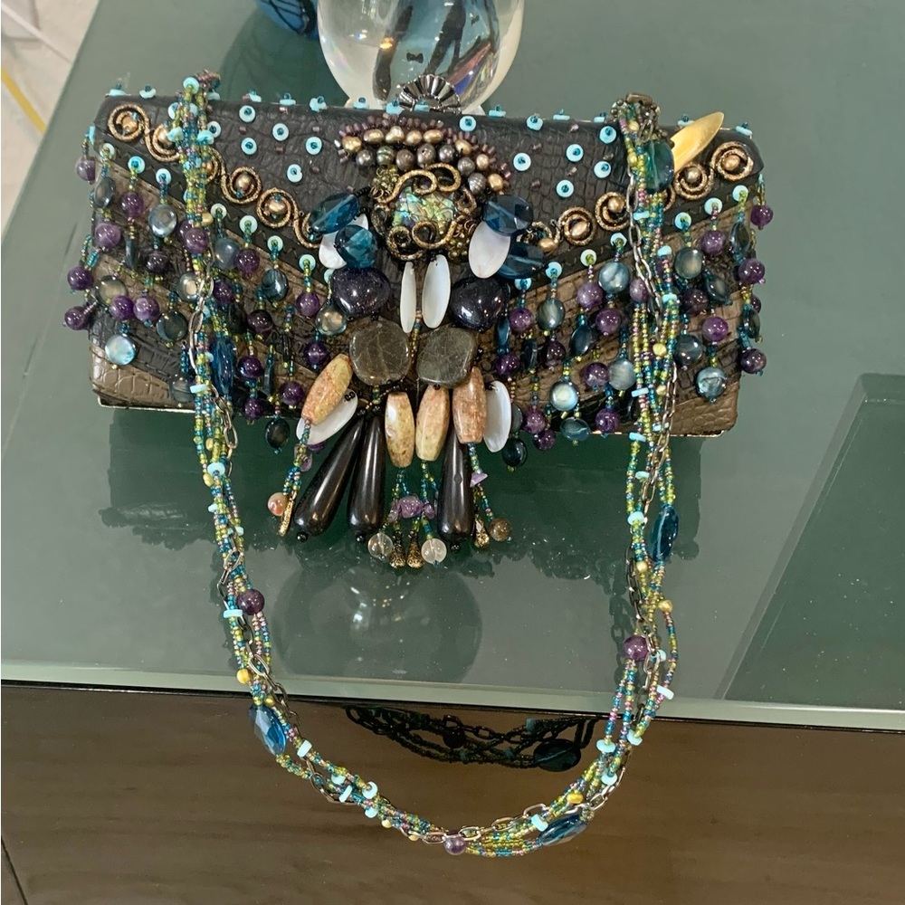 Stunning Mary Frances Clutch